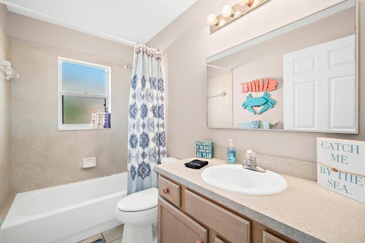 Sunset Serenity - 3Br Beach Townhome With Outdoor Patio - New Hot Tub, Steps To Ocean Fun! Melbourne Eksteriør billede